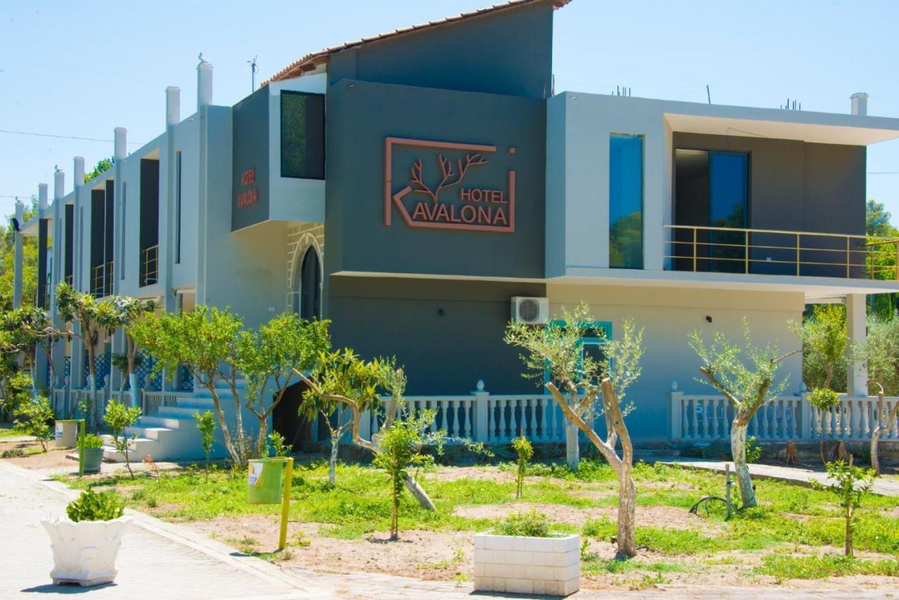 Kavalona Park Hotel Vlore Ngoại thất bức ảnh