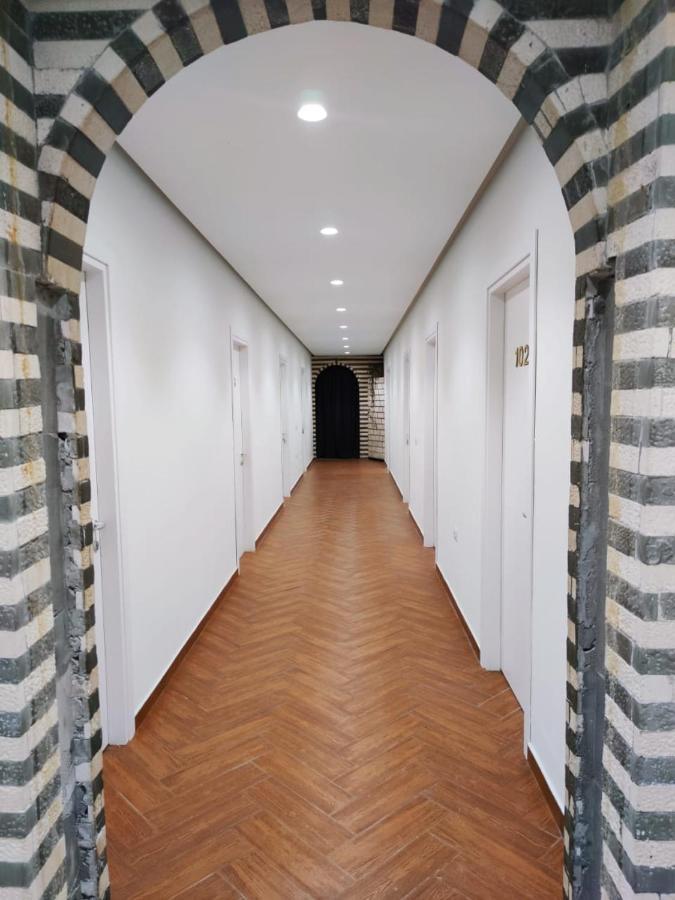 Kavalona Park Hotel Vlore Ngoại thất bức ảnh