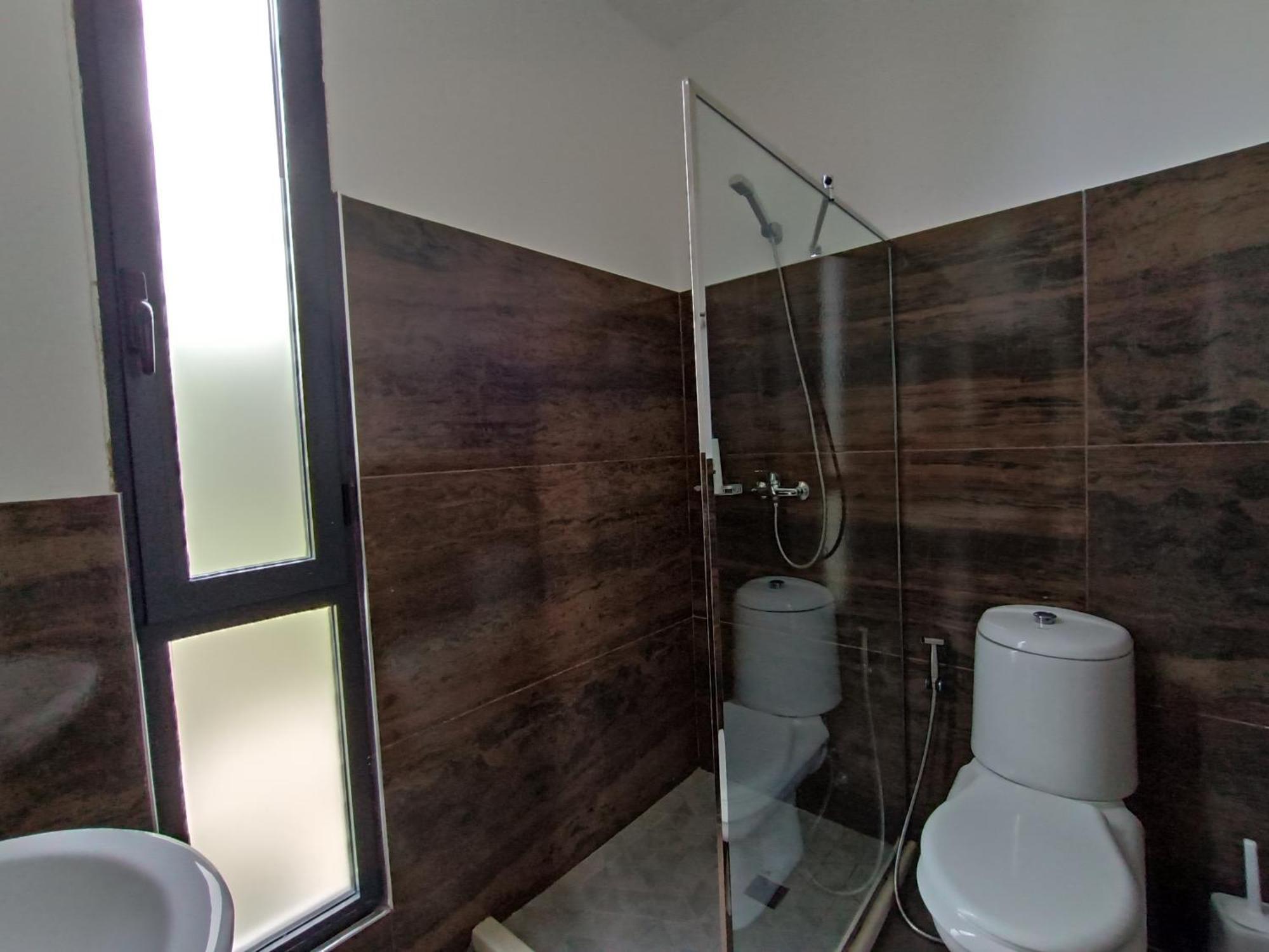 Kavalona Park Hotel Vlore Phòng bức ảnh
