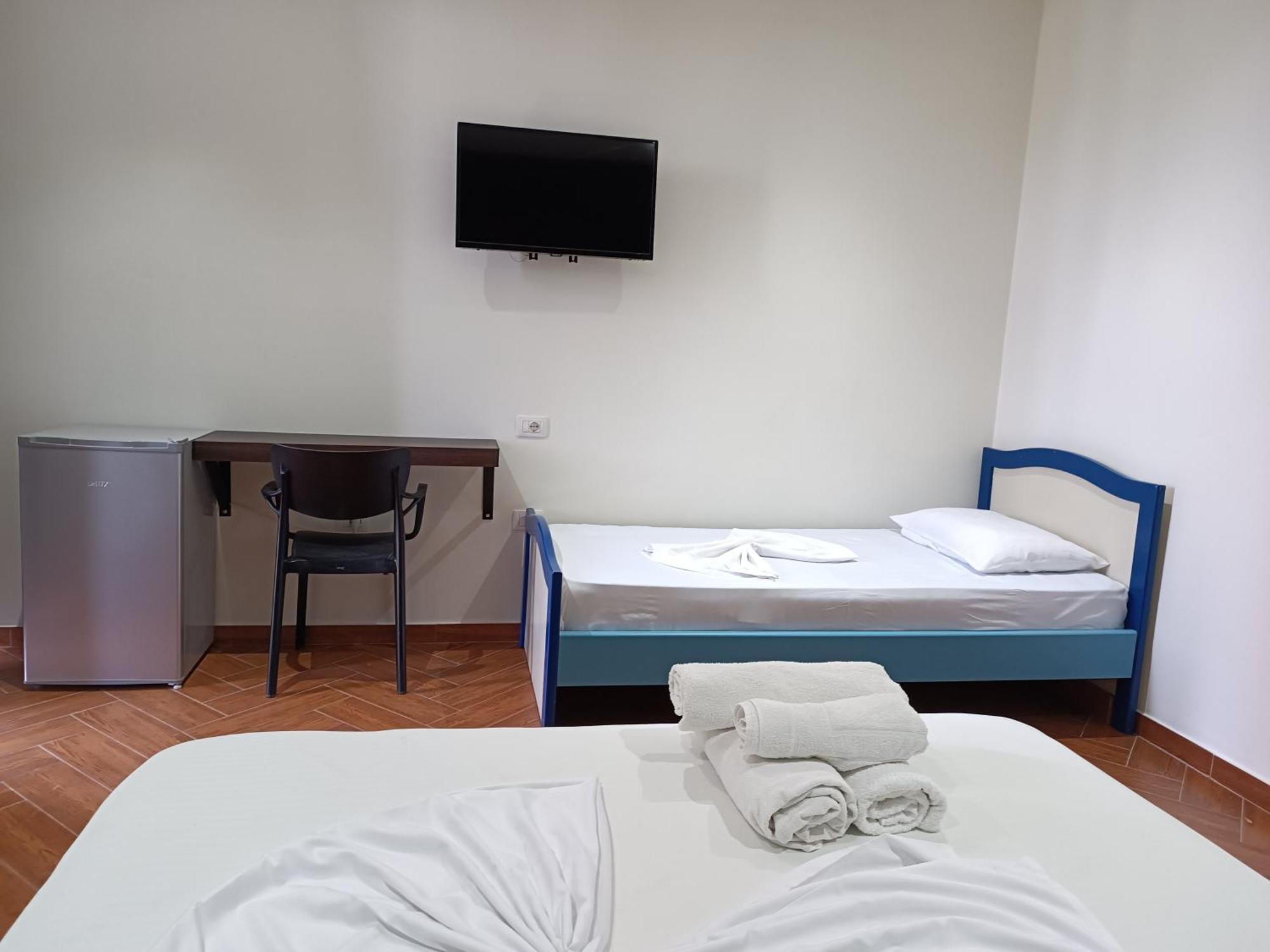 Kavalona Park Hotel Vlore Phòng bức ảnh