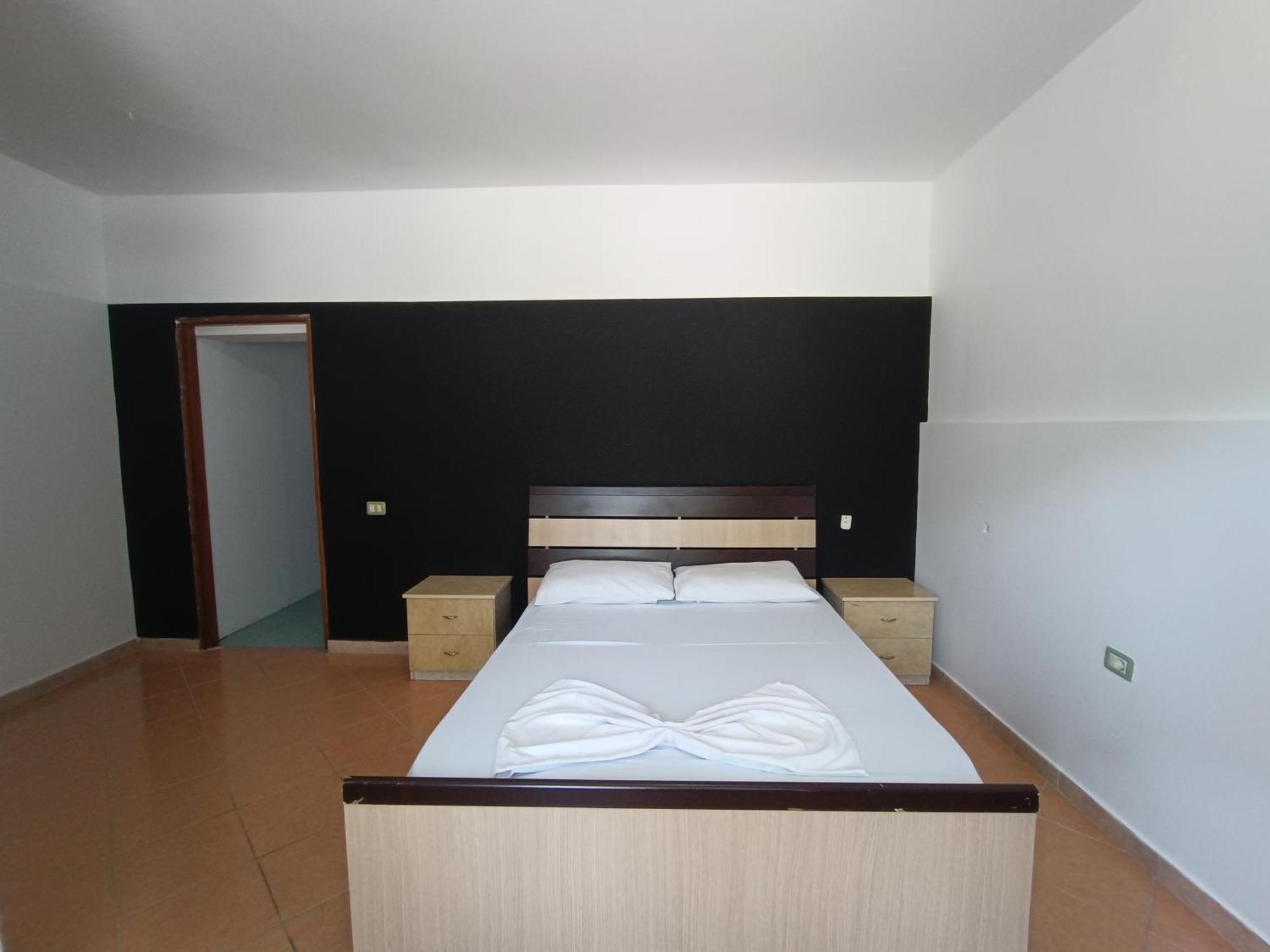 Kavalona Park Hotel Vlore Phòng bức ảnh